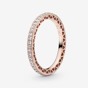 NWT Pandora Sparkle & Hearts Ring